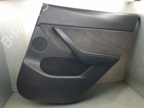 Pannello porta posteriore sinistro TESLA MODEL Y (5YJY) EV All-wheel Drive (450 hp) 32295300