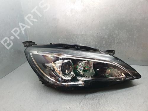 Used Right headlight PEUGEOT 308 SW II (LC_, LJ_, LR_, LX_, L4_) 1.5 BlueHDi 130 (131 hp) 32305424