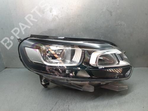 Faro anteriore destro CITROËN JUMPY III Bus (V_) 2.0 BlueHDi 180 (177 hp) 32306769
