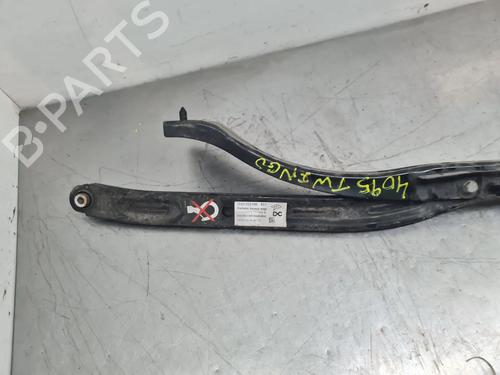 Venstre bagtil bærearm RENAULT TWINGO III (BCM_, BCA_) 0.9 TCe 95 (92 hp) 32338977