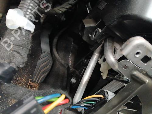 Pédale NISSAN MICRA V (K14) 1.0 IG-T (92 hp) 32341278