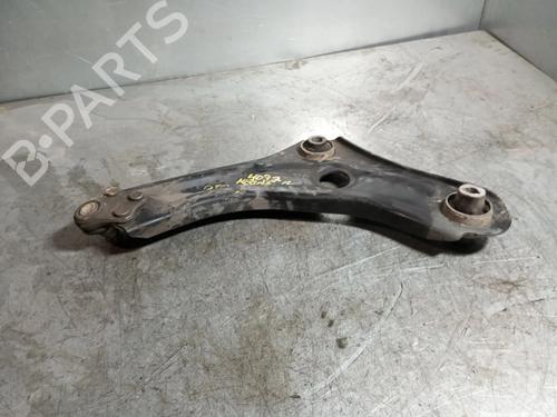 right-front-suspension-arm-renault-megane-iv-hatchback-b9amn_-2015-27699363 main image