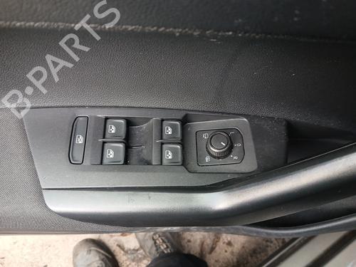 Venstre fortil elrude kontakt VW POLO VI (AW1, BZ1, AE1) 1.0 TSI (95 hp) 32351232