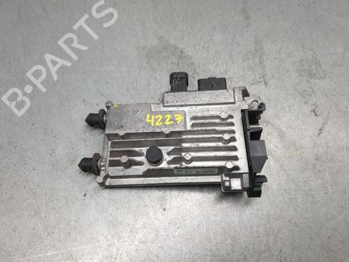 Centralina start/stop PEUGEOT 3008 II SUV (MC_, MR_, MJ_, M4_) 1.2 THP/ PureTech 130 (MRHNSM, MRHNSU, MRHNSJ, MRHNYW,... (131 hp) 32362488