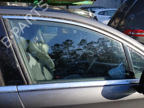 front-right-door-window-ds-ds-4-ds-4-crossback-nx_-2015-2016-2017-2018-32403826 main image