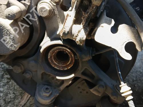 Used Left front steering knuckle Left front steering knuckle PEUGEOT 308 SW II (LC_, LJ_, LR_, LX_, L4_) 2.0 BlueHDi 150 (150 hp) 32404972 32404972