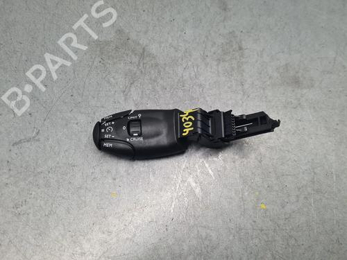 Used Other PEUGEOT 2008 II (UD_, US_, UY_, UJ_, UR_, UC_) 1.2 PureTech 130 (USHNS, URHNS) (130 hp) 32425918