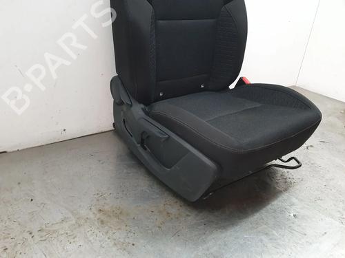 Right front seat RENAULT CLIO V (B7_) 1.0 TCe 90 (B7MT) | BP32438351C16