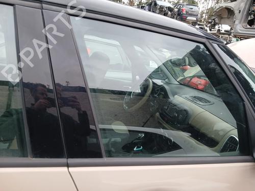 front-right-door-window-fiat-500l-351_-352_-2012-32454246 main image