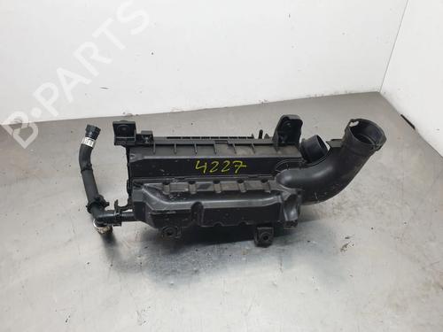 Used Air filter box PEUGEOT 3008 II SUV (MC_, MR_, MJ_, M4_) 1.2 THP/ PureTech 130 (MRHNSM, MRHNSU, MRHNSJ, MRHNYW,... (131 hp) 32454293