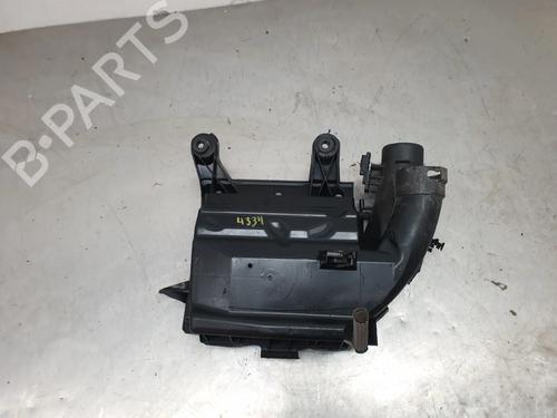 Used Air filter box PEUGEOT 3008 II SUV (MC_, MR_, MJ_, M4_) 1.6 BlueHDi 120 (120 hp) 32455350