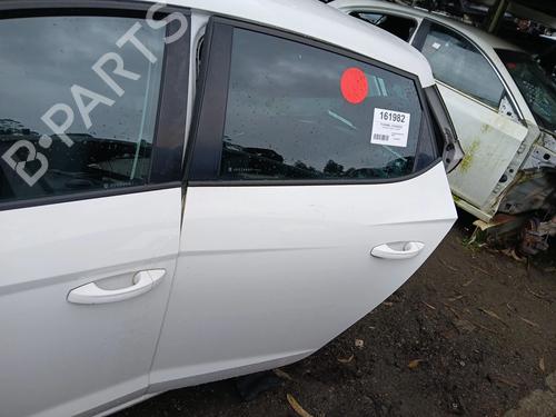 left-rear-door-seat-leon-5f1-2012-2013-2014-2015-2016-2017-2018-2019-2020-2021-32469507 main image