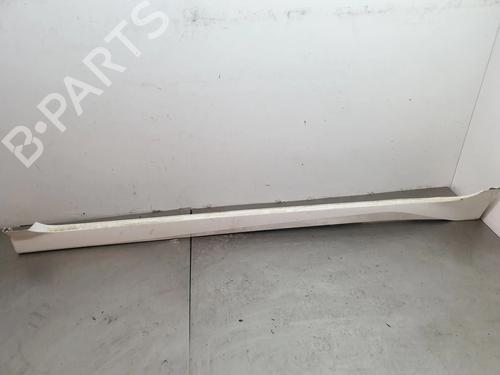 Used Left sideskirt NISSAN LEAF (ZE1) Electric (150 hp) 32484614