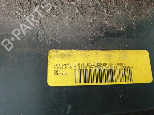 Left sideskirt NISSAN LEAF (ZE1) Electric | BP32484614C115