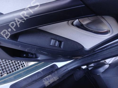 Venstre bagtil elrude kontakt TOYOTA AVENSIS Saloon (_T27_) 1.8 VVT-i (ZRT271_, ZRT271R) (147 hp) 32656198