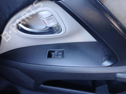 Used Right front window switch Right front window switch TOYOTA AVENSIS Saloon (_T27_) 1.8 VVT-i (ZRT271_, ZRT271R) (147 hp) 32656195 32656195