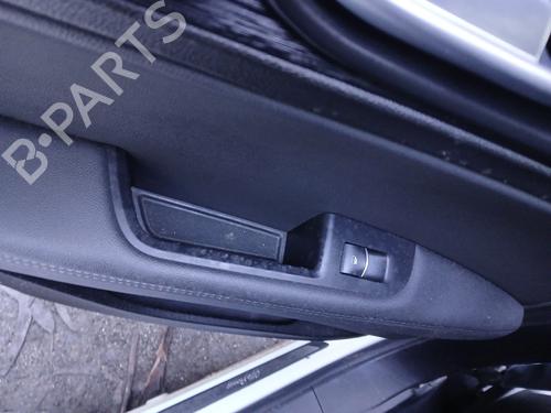 left-rear-window-switch-alfa-romeo-stelvio-949_-2016-32657115 main image