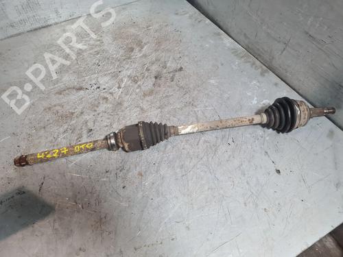 Used Right front driveshaft Right front driveshaft PEUGEOT 3008 II SUV (MC_, MR_, MJ_, M4_) 1.2 THP/ PureTech 130 (MRHNSM, MRHNSU, MRHNSJ, MRHNYW,... (131 hp) 30545971 30545971
