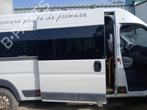 hjre-side-skydedr-peugeot-boxer-bus-2005-32699046 main image