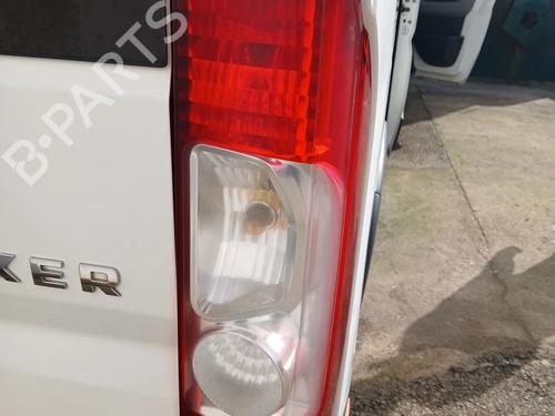 Used Right taillight PEUGEOT BOXER Bus 3.0 HDi 175 (177 hp) 32699063
