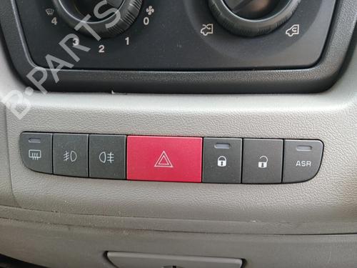 warning-switch-peugeot-boxer-bus-2005-32699083 main image