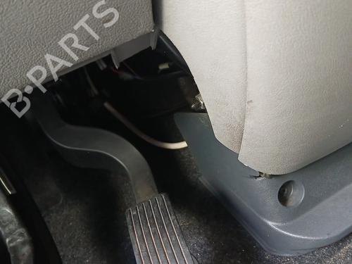 pedal-peugeot-boxer-bus-2005-32699093 main image