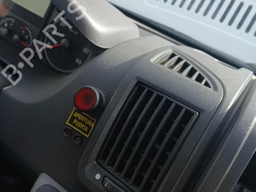 air-vent-peugeot-boxer-bus-2005-32699089 main image