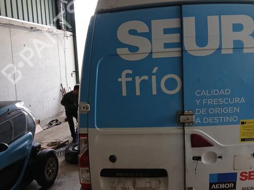 left-tailgate-renault-master-iii-van-fv-2010-32704786 main image