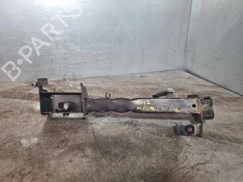 support-renault-megane-iv-hatchback-b9amn_-2015-32710811 main image