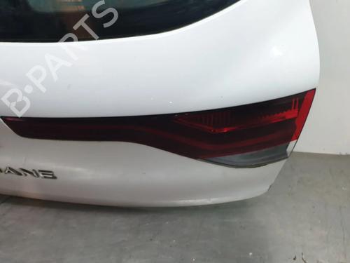 right-tailgate-light-renault-megane-iv-hatchback-b9amn_-2015-26236175 main image