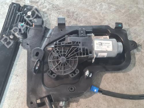 Front right window mechanism TESLA MODEL 3 (5YJ3) EV AWD | BP32156175C23 - Image 2