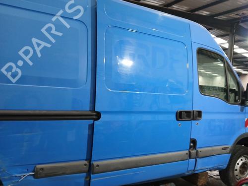right-slide-door-renault-master-ii-van-fd-1997-1998-1999-2000-2001-2002-2003-2004-2005-2006-2007-2008-2009-2010-2011-2012-2013-32754325 main image