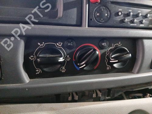 Commande Chauffage RENAULT MASTER II Van (FD) 2.5 dCi (FD02) (101 hp) 32759386