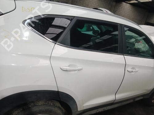 Used Right rear door HYUNDAI TUCSON (TL, TLE) 1.7 CRDi (141 hp) 32766343