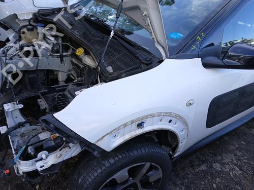 Forskærm venstre Forskærm venstre CITROËN C4 CACTUS 1.6 BlueHDi 100 (99 hp) 32776607 32776607