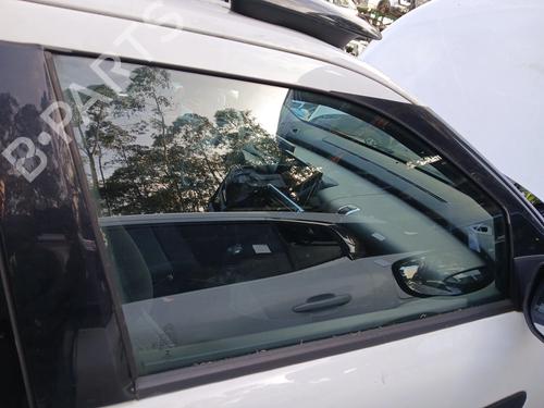 dr-rude-hjre-foran-citroen-c4-cactus-2014-32776620 main image