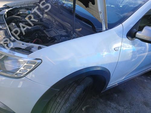 Used Left front fenders Left front fenders 39477574 39477574