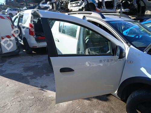 Used Right front door Right front door DACIA SANDERO II TCe 90 (B8M1, B8MA, B8AC) (90 hp) 32869627 32869627