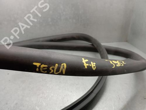 Gummiliste TESLA MODEL Y (5YJY) EV All-wheel Drive | BP32981920C142 - Image 3