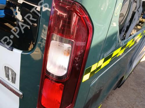 Højre baglygte FIAT TALENTO Bus (296_) 1.6 D (125 hp) 32984061