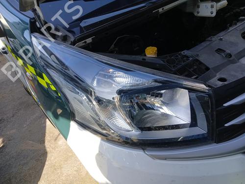 Used Right headlight FIAT TALENTO Bus (296_) 1.6 D (125 hp) 32984063