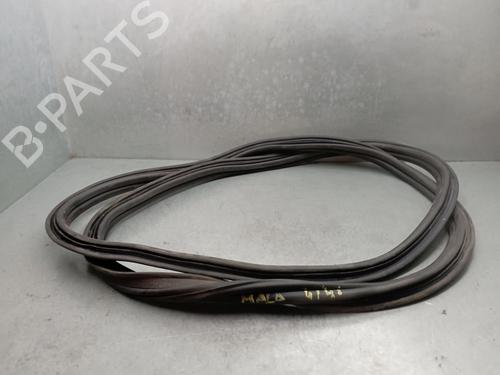 rubber-door-seal-citroen-c4-iii-ba_-bb_-bc_-2020-32984085 main image