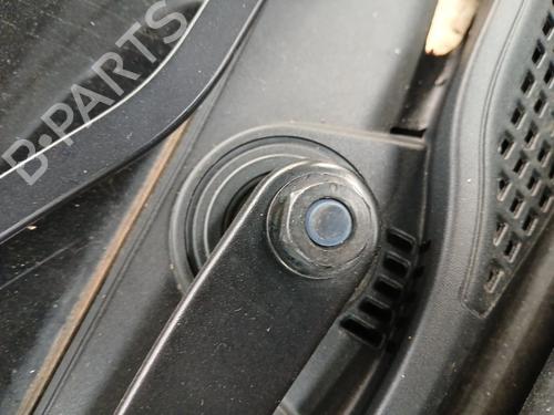 front-wiper-motor-renault-captur-ii-hf_-2020-32990426 main image