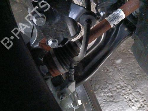 Used Right front steering knuckle RENAULT CAPTUR II (HF_) TCe 140 (HFN0) (140 hp) 32990442