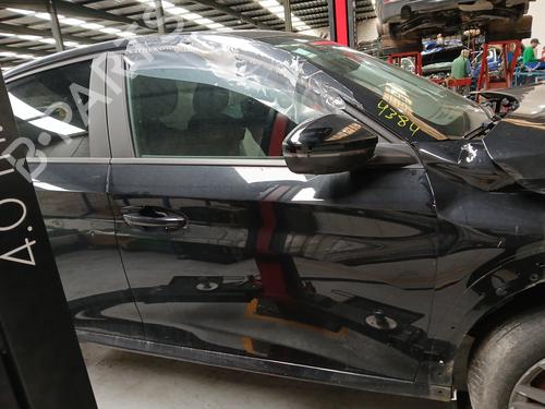 Used Right front door PEUGEOT 208 II (UB_, UP_, UW_, UJ_) e-208 (136 hp) 32993248