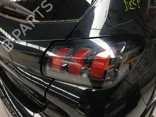 Høyre baklys PEUGEOT 208 II (UB_, UP_, UW_, UJ_) e-208 (136 hp) 32993259