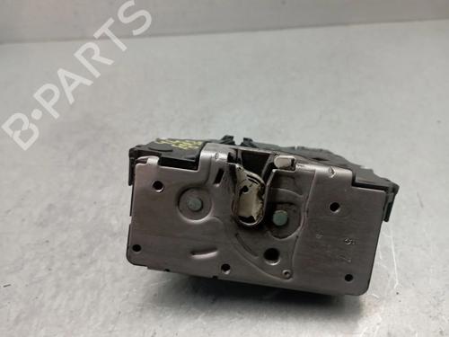 Cerradura puerta delantera derecha OPEL CORSA E (X15) 1.3 CDTI (08, 68) (75 hp) 33001817