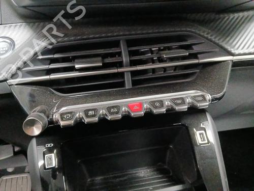 Autoradio PEUGEOT 208 II (UB_, UP_, UW_, UJ_) e-208 (136 hp) 33001852