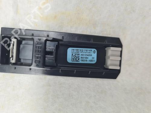 Interiør tag RENAULT MEGANE IV Hatchback (B9A/M/N_) 1.5 Blue dCi 115 (B9A6) | BP33001864I12  - Image 6