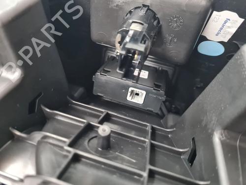 Armrest / Center console RENAULT MEGANE IV Hatchback (B9A/M/N_) 1.3 TCe 100 (B9N8) | BP33004784I20  - Image 15